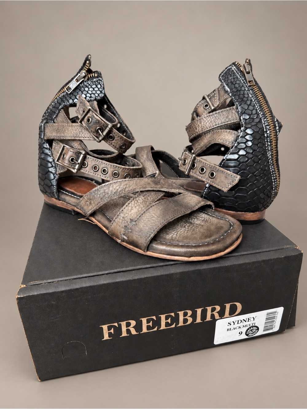 Freebird Sydney Black Multi Leather Sandals Size 9 New in Box